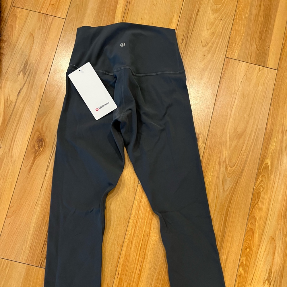 NWT lululemon align 25” color “Melanite”
